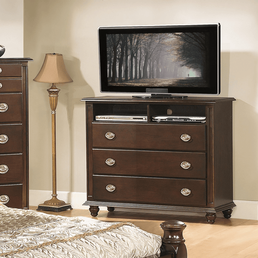 Daley 3 Drawer 44'' W Dresser